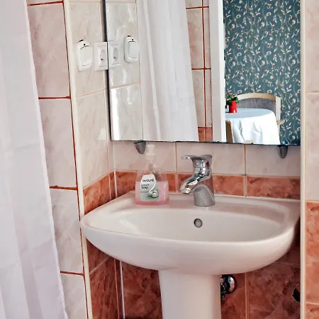 Ubytování v soukromí A-piramida Vratislav